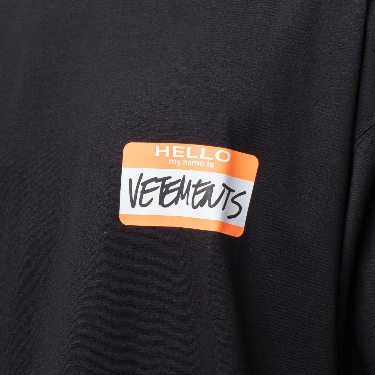 Vetements Hello My Name Print T-Shirt Black – voilà.id